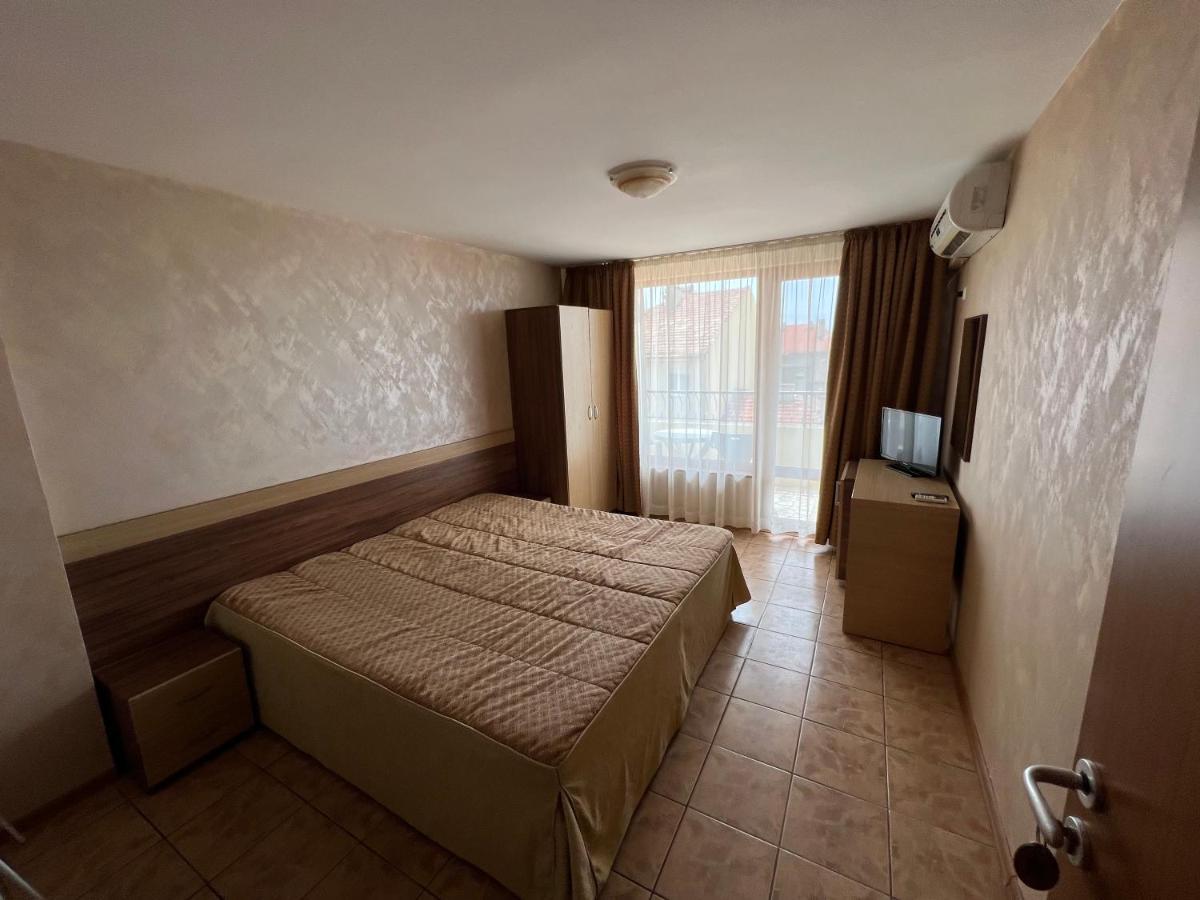 Stamatovi Family Hotel Pomorie Luaran gambar